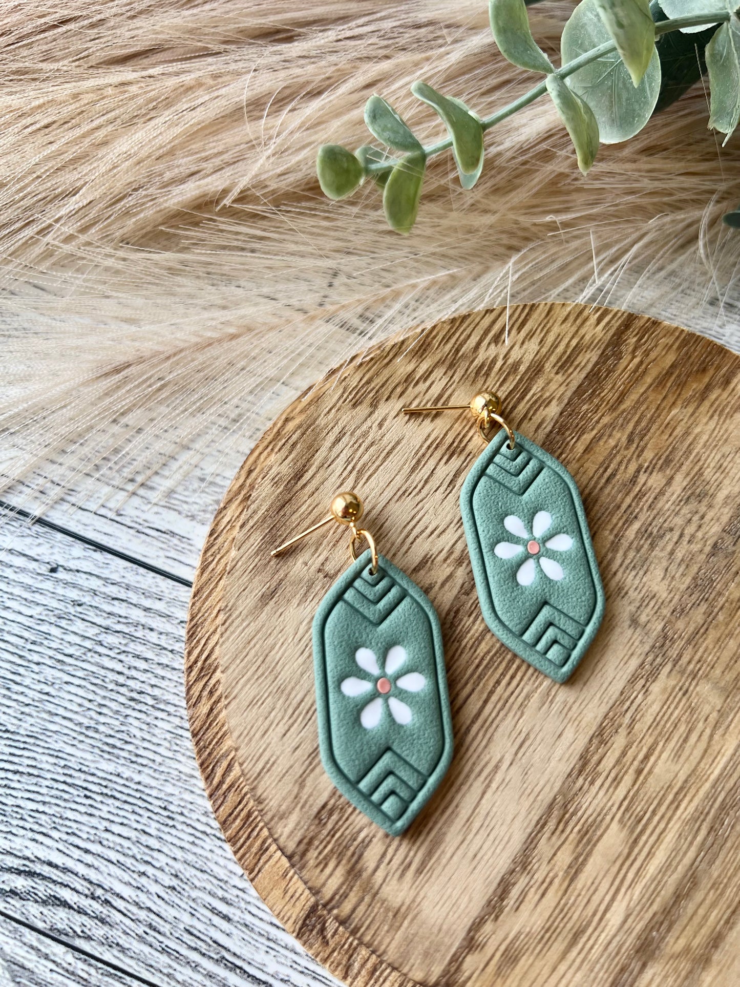 Seafoam Daisy Earrings