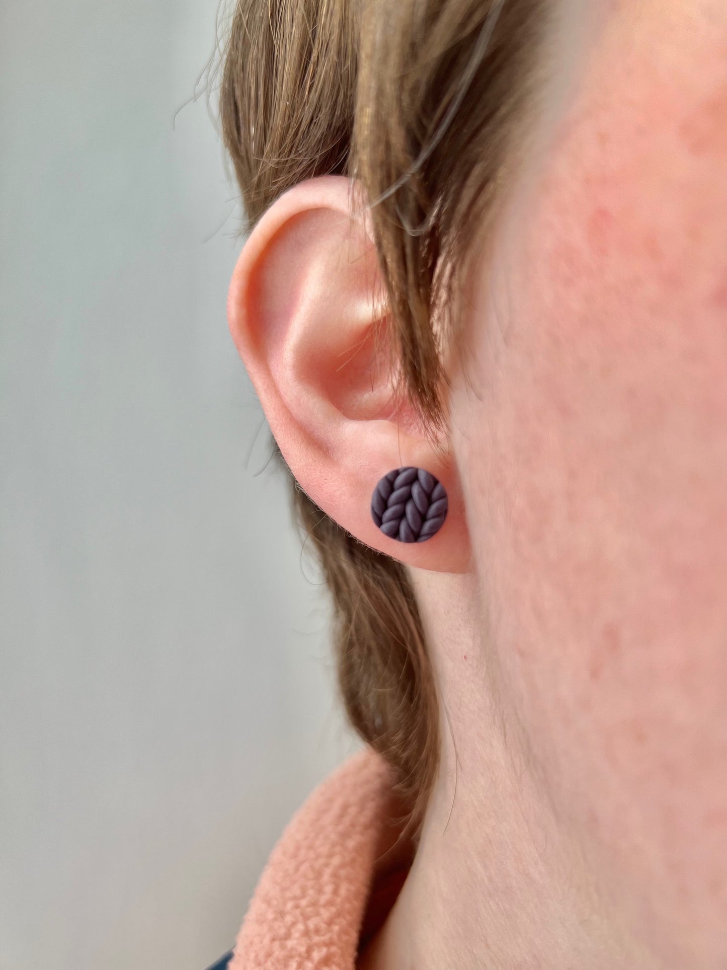 Knit Studs