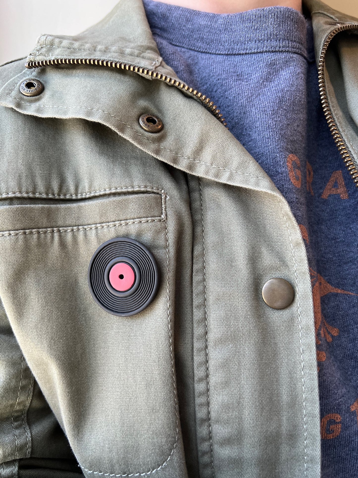 Vinyl Record Pin – Hayden Handcraft